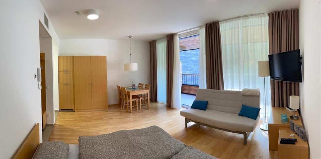 Апартаменты Casa Brut Premium Free Parking Марибор Экстерьер фото